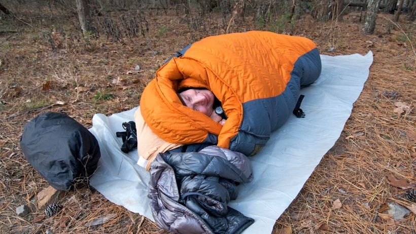 5 Tips on how to stay warm while camping