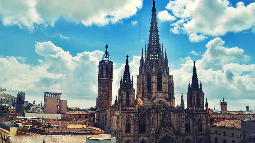Spain: Sight-Seeing, Customs, and Traditions